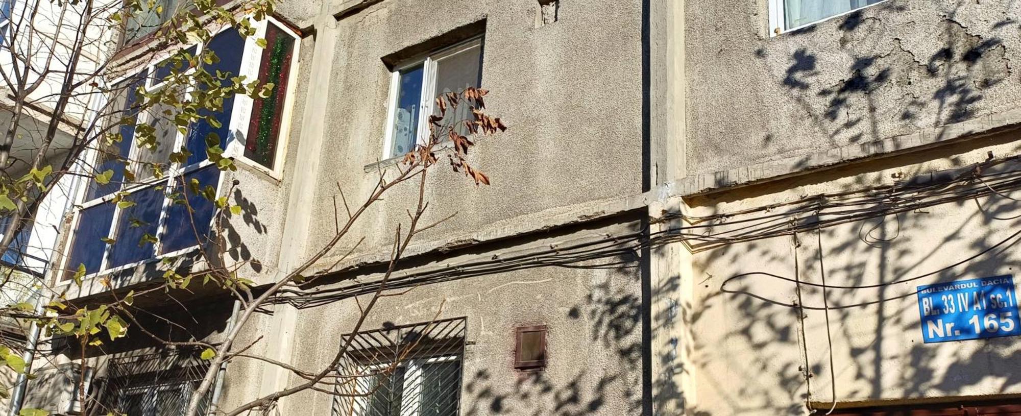 Ferienwohnung Garsoniera Luminoasa Craiova Exterior foto